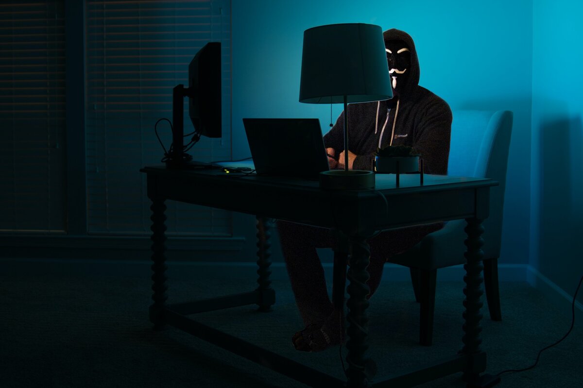     Какие личные данные хранит Wi-Fi: что делать, если роутер взломали?