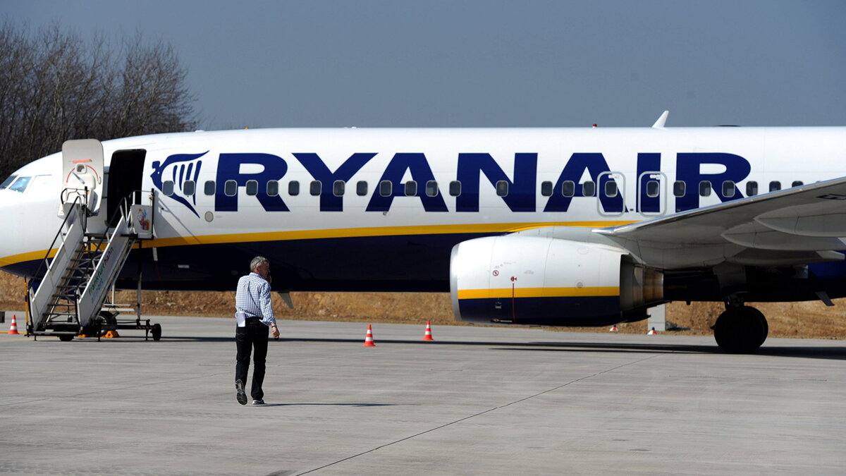    Ирландская авиакомпания Ryanair