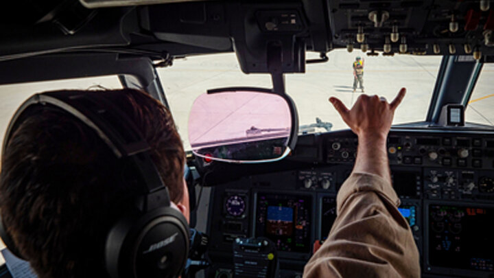 © PETTY OFFICER 2ND CLASS AUSTIN I /KEYSTONE PRESS AGENCY/GLOBALLOOKPRESS