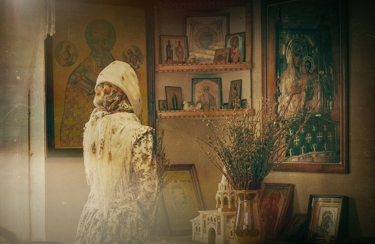 Как лучше молиться дома: вслух или про себя? | Святые места | Дзен