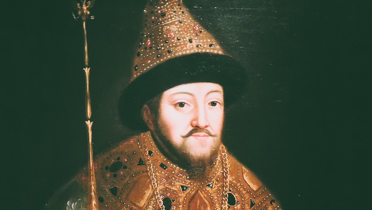 Михаил Фёдорович, родившийся 12 июля 1596 года и умерший 13 июля 1645 года, был первым русским царем из династии Романовых.