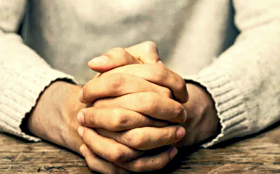 Просто скрестите руки . Тест