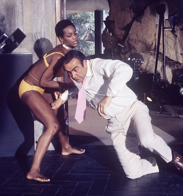 Трина Паркс 