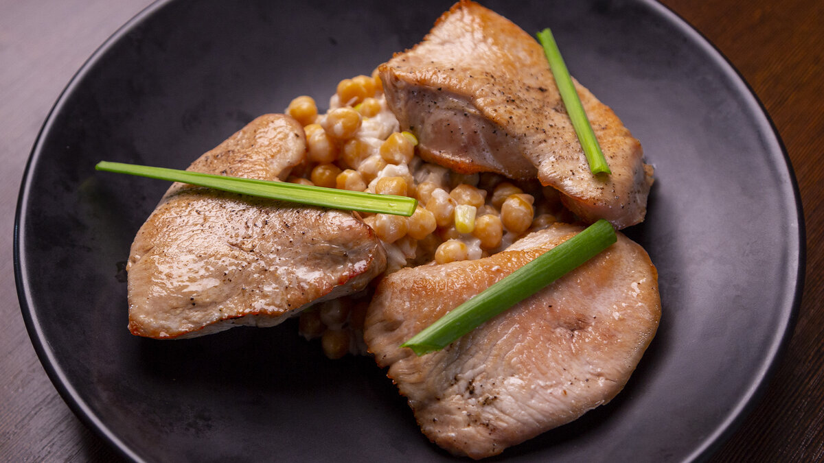 Нут с индейкой