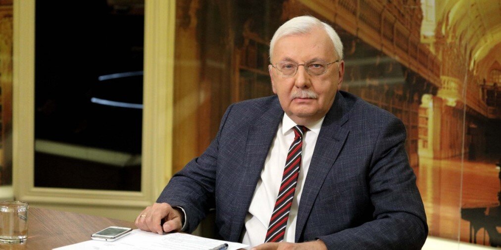 Виталий третьяков политолог биография личная жизнь семья