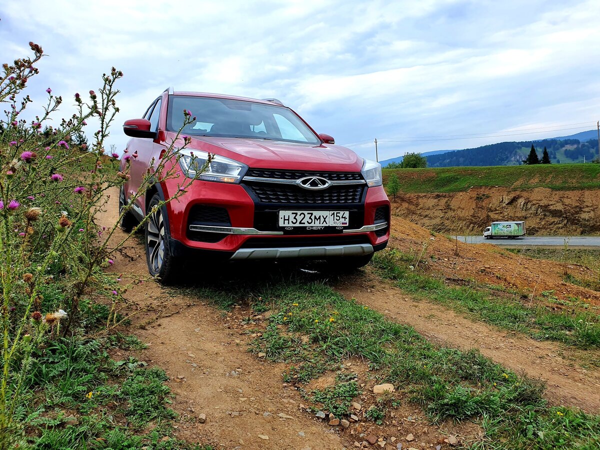 Тест драйв tiggo 7. Тест драйв Chery Tiggo 4. Chery Tiggo 5 фото. Чери Тигго 4 на природе. Мьемки тестдрайва чери Тиго.