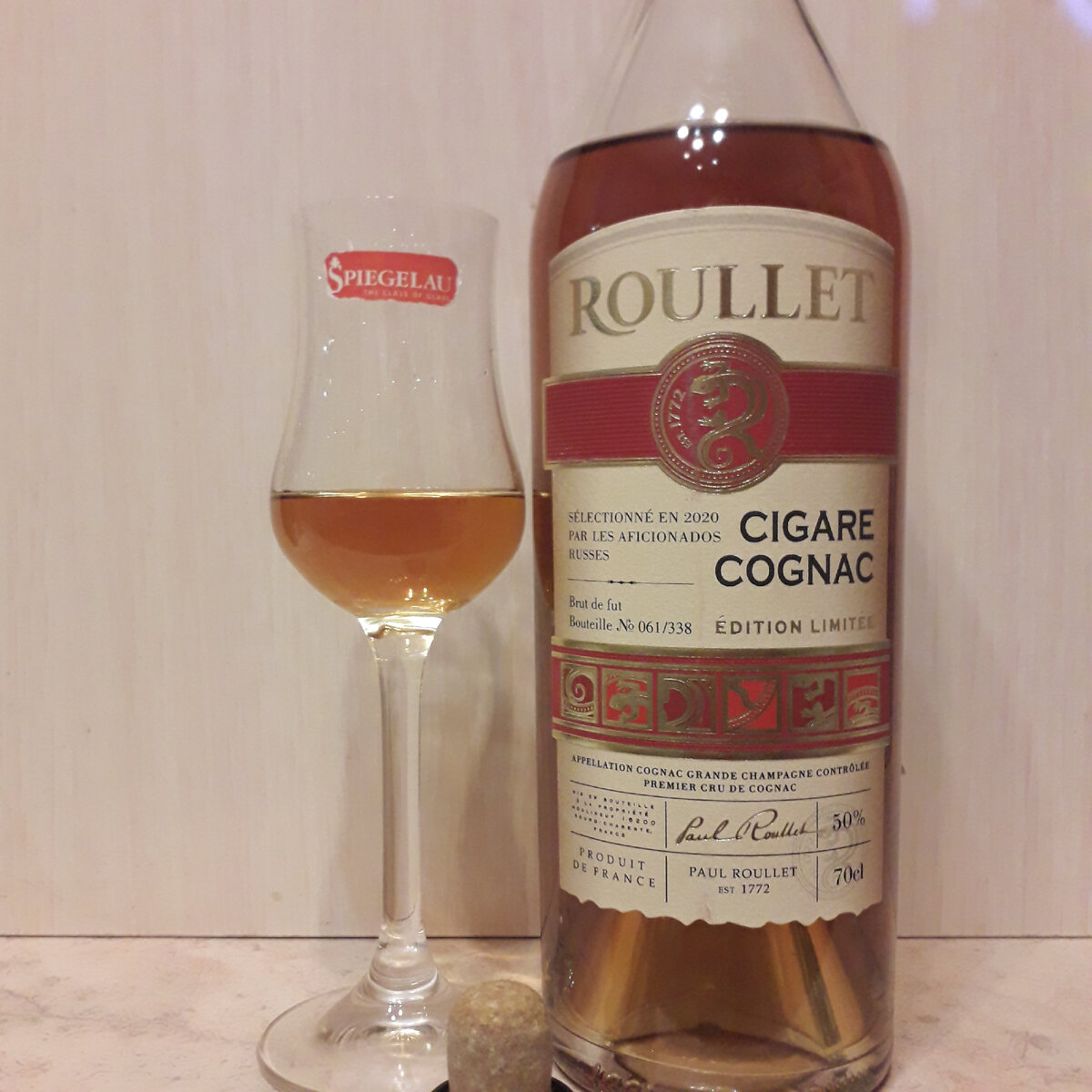 Дегустация коньяка Roullet Cigare из тюльпана Spiegelau