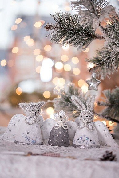     Как украсить елку в 2023 году: 7 трендов новогоднего декора