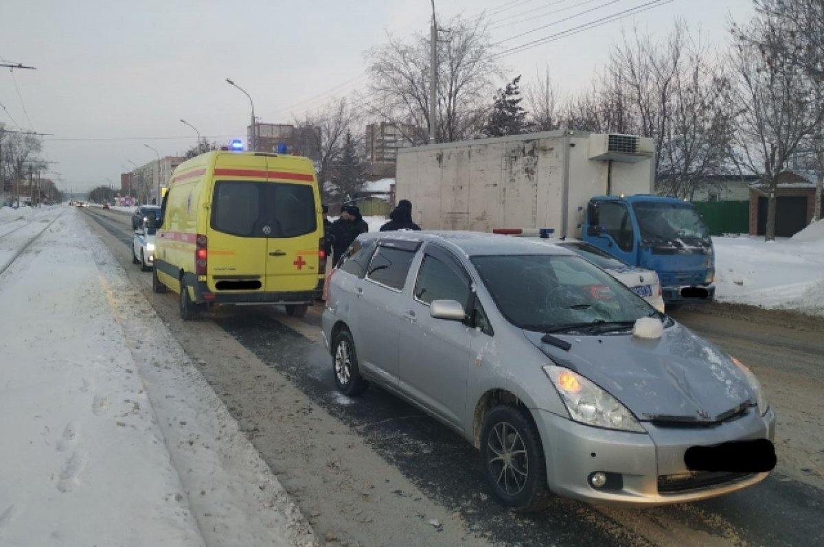    В Новосибирске водитель Тoyota насмерть сбил 69-летнюю женщину на Титова