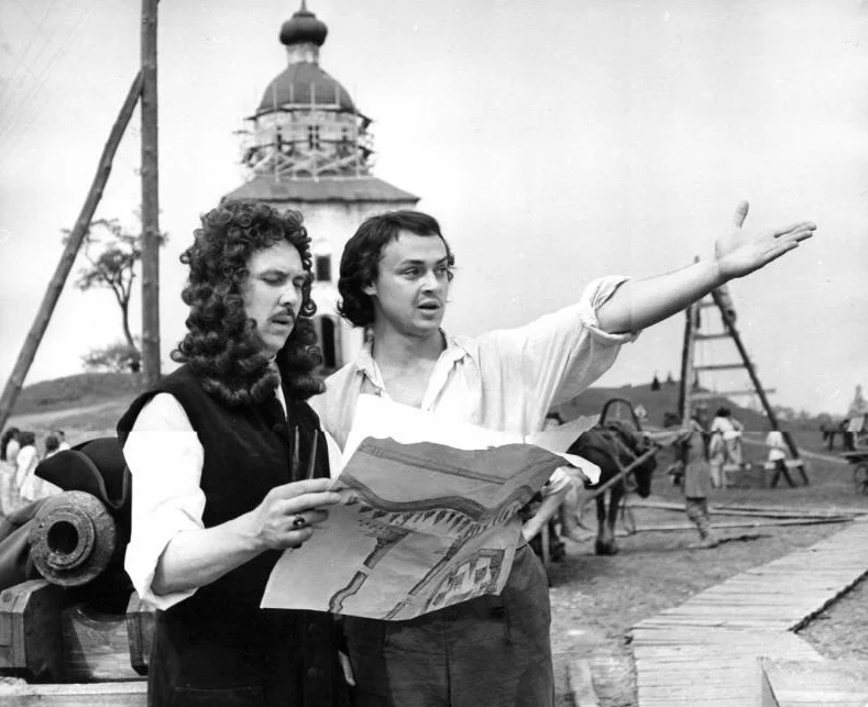 Кадр из фильма «В начале славных дел» (1980 год)