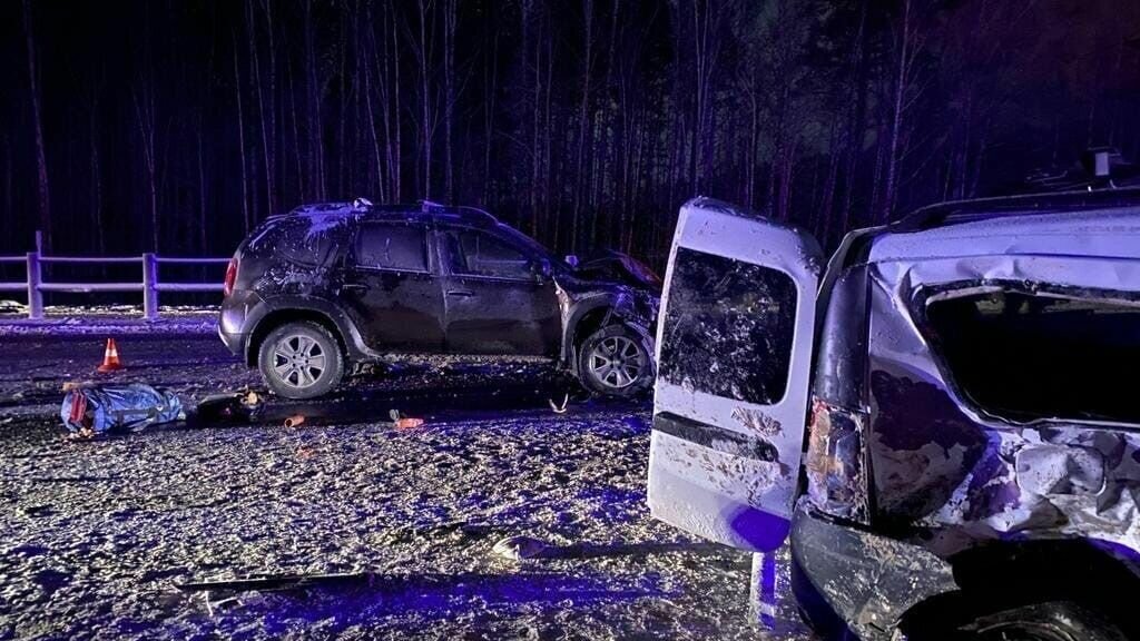     На трассе Пермь-Екатеринбург в ДТП погибли два человека, в том числе 5-летний ребенок
