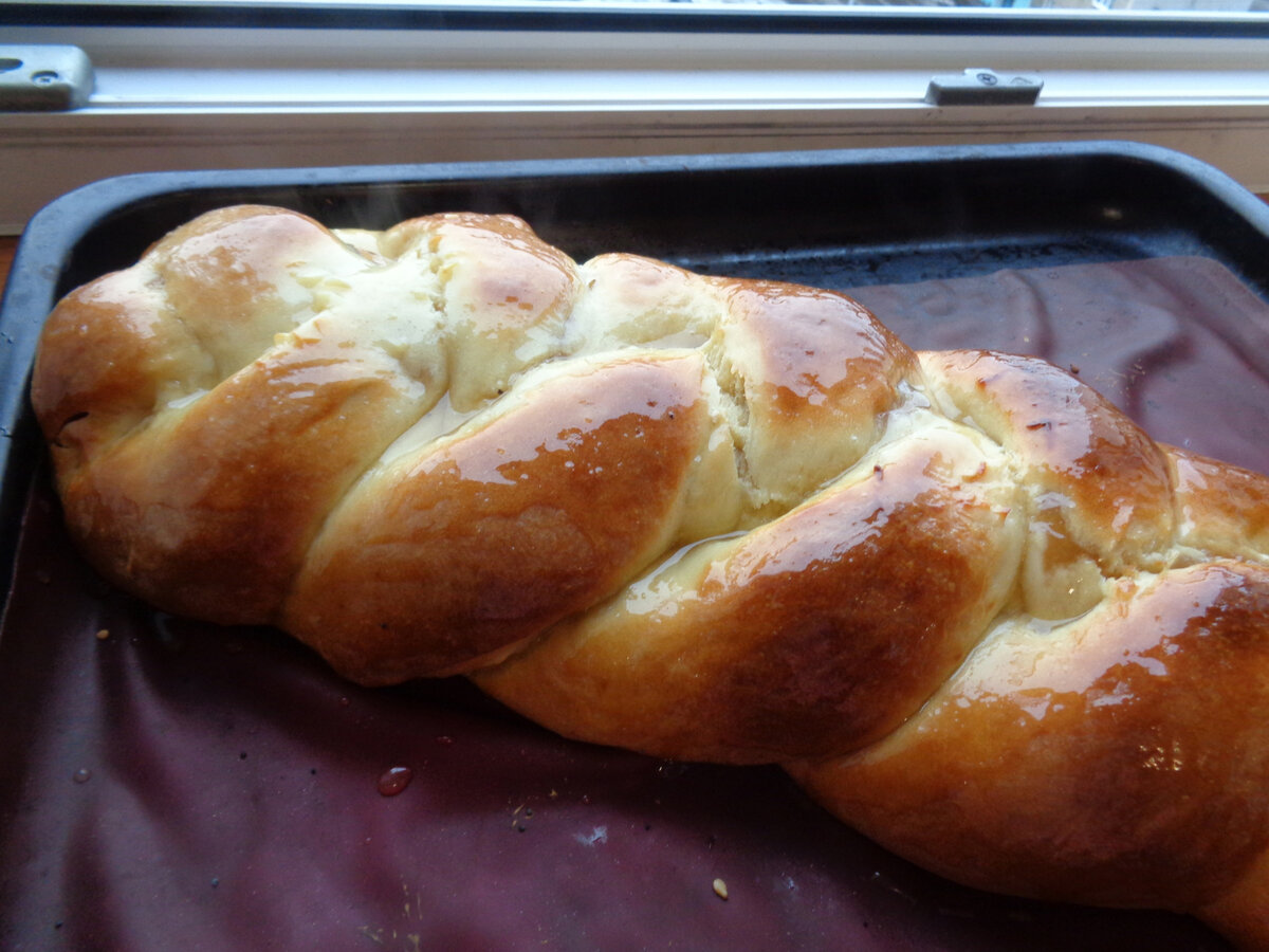 Плетенка в три жгута