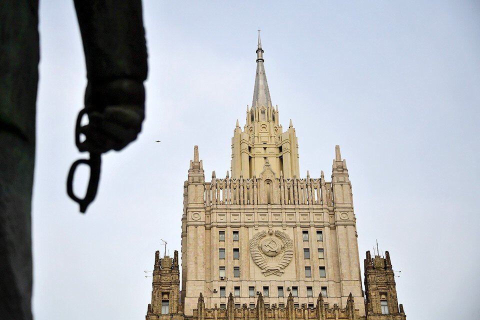     10 февраля в России отмечается День дипломатического работника. Михаил ФРОЛОВ