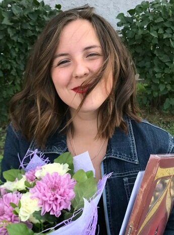 Лиза мечтала стать журналистом