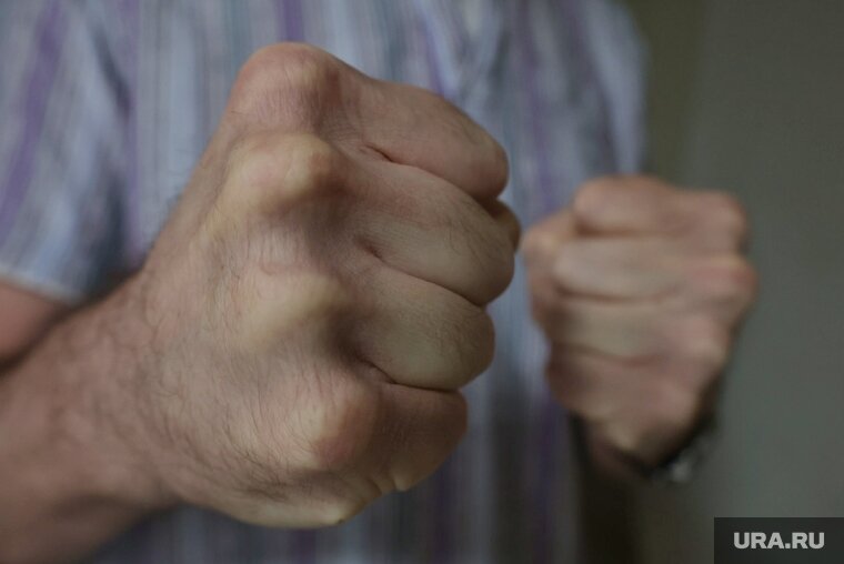    Погиьбшего избивали девять человек, сообщает SHOT