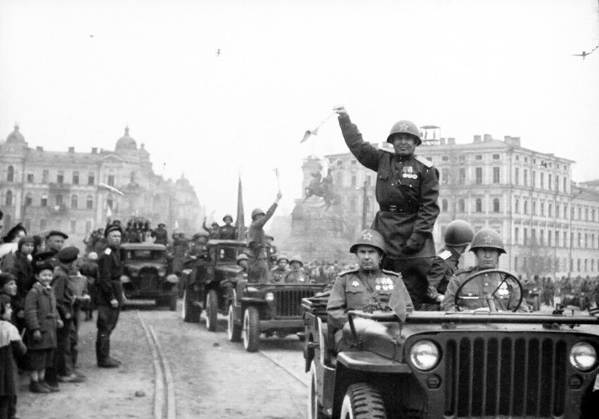 Киев. 1945 год