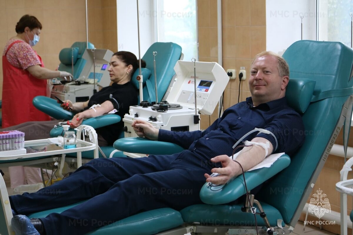 День донора. Донор крови. Национальный день донора крови в России. Мобильная станция переливания крови.