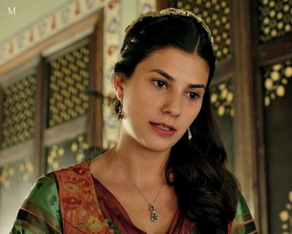 Фидан была верной служанкой Махидевран источник: pinterest.com