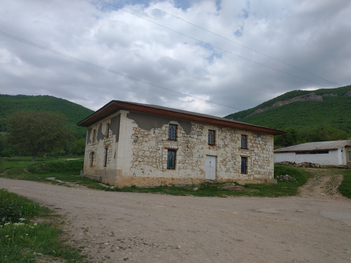 Мечеть в с. Богатое Ущелье.