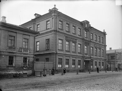 Внешний вид здания ремесленной управы. Фото М. Дмитриева, [не ранее 1897 г.]