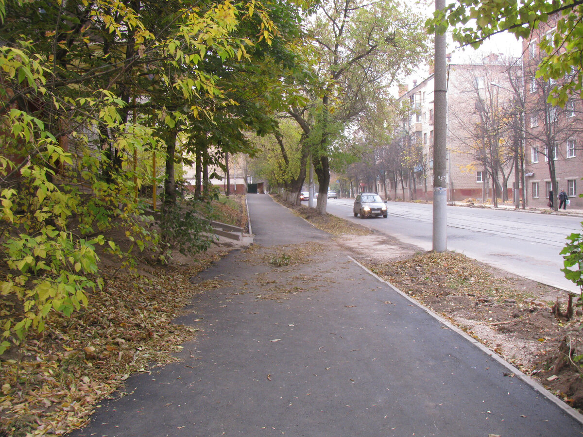 Отремонтированный тротуар на ул. Руднева, 2014 год