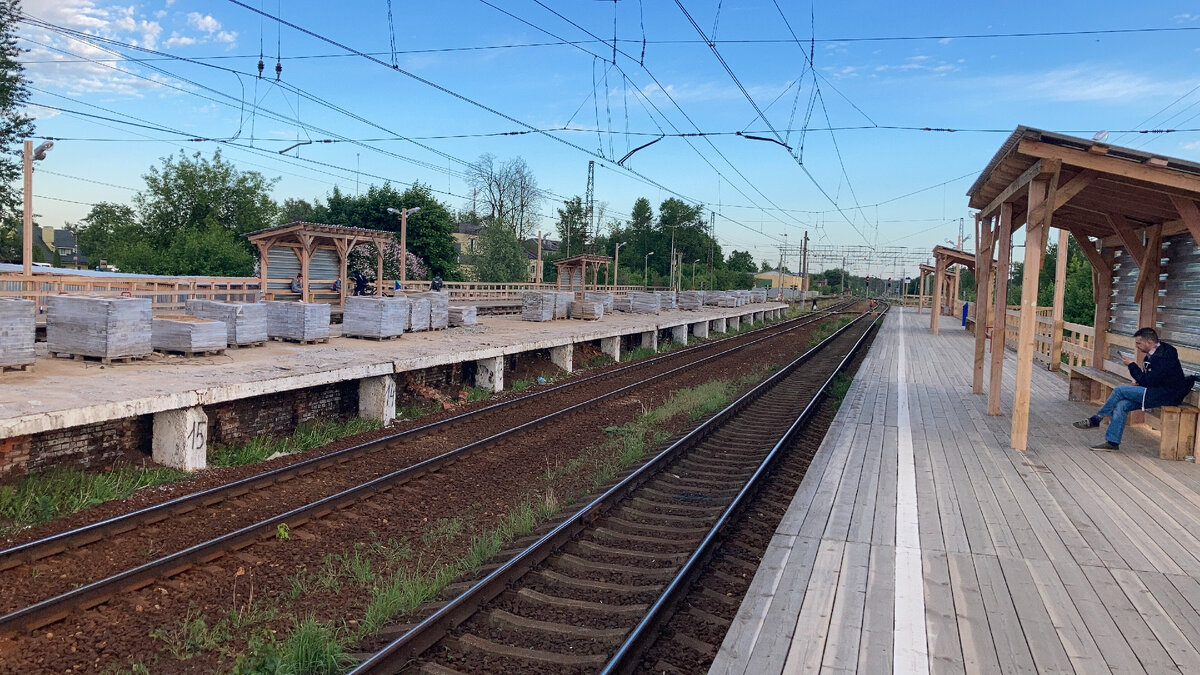 платформа в строну Савелова