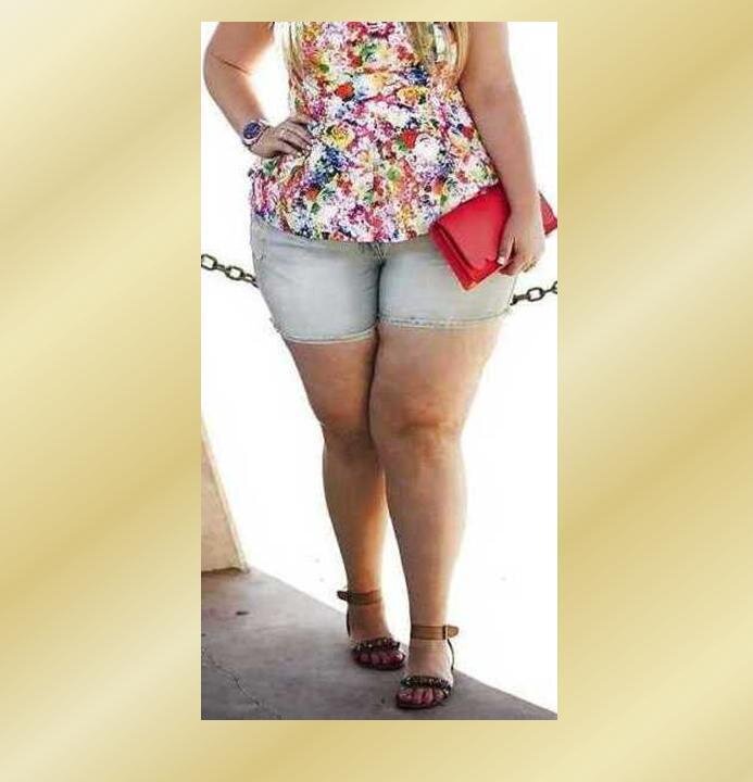 Шорты на полной женщине