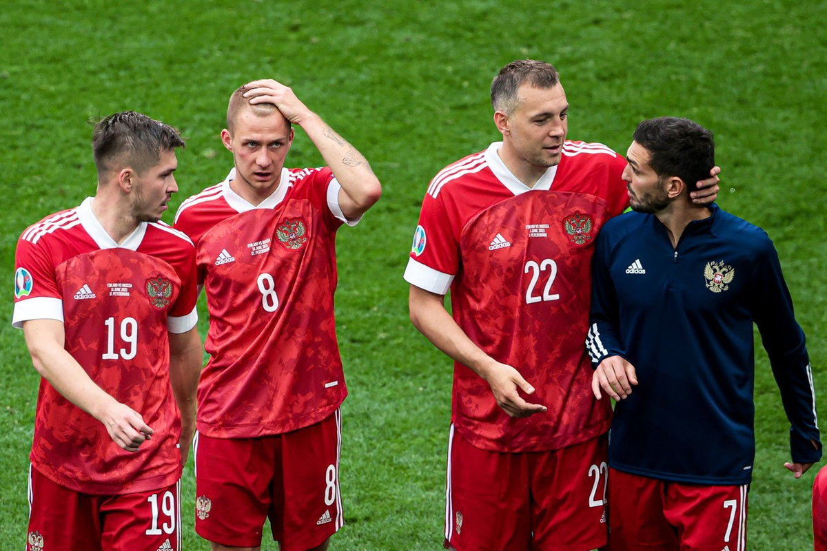 Игроки сборной после матча с Финляндией