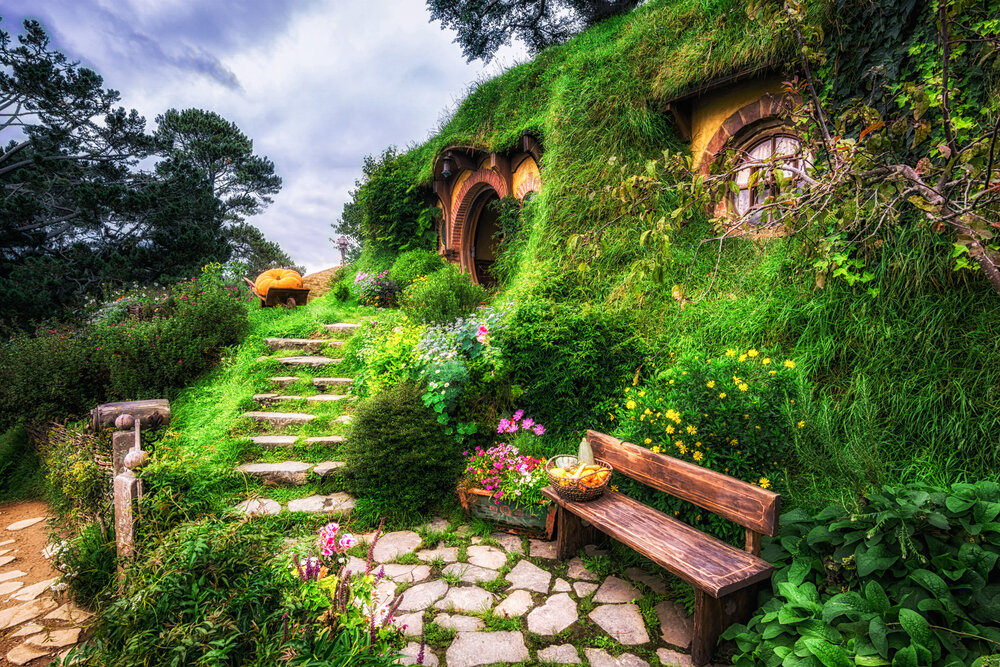 https://blog.pokupon.ua/wp-content/uploads/2020/05/hobbiton.jpg