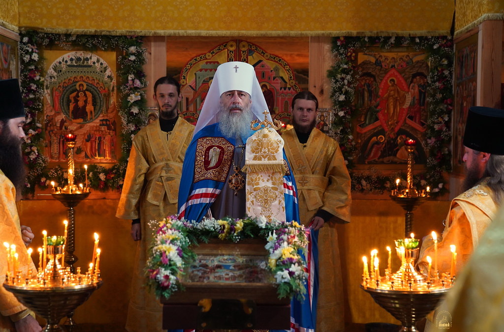 Митрополит Святогорский Арсений, викарий Донецкой епархии, наместник Свято-Успенской Святогорской Лавры
