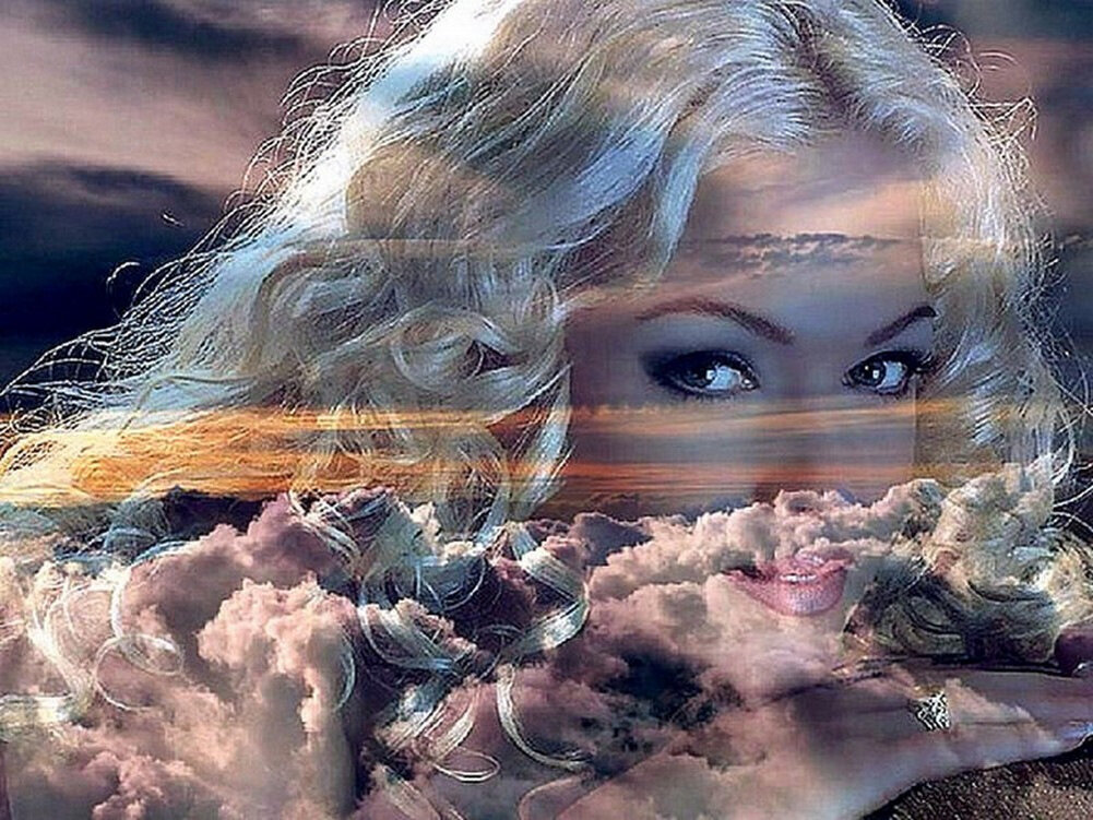 Жизнь словно река. Красивая душа. Сияющие счастливые глаза. Красивая женская душа. Женщина красота души и сердца.