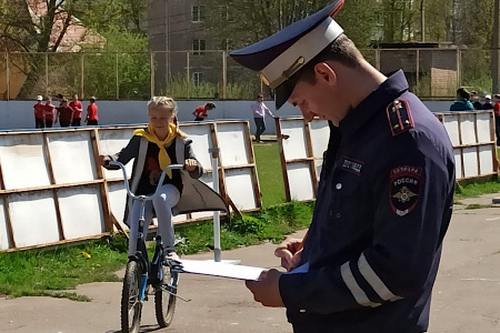 В Тверской области во Ржеве прошли соревнования «Безопасное колесо – 2022»