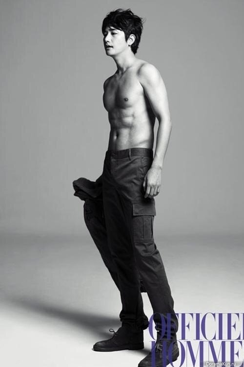 Актёр Пак Ши Ху