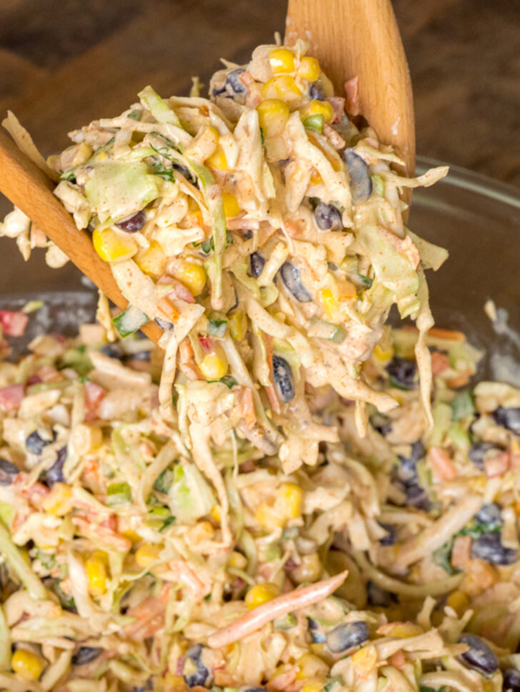 Мексиканский кукурузный капустный салат