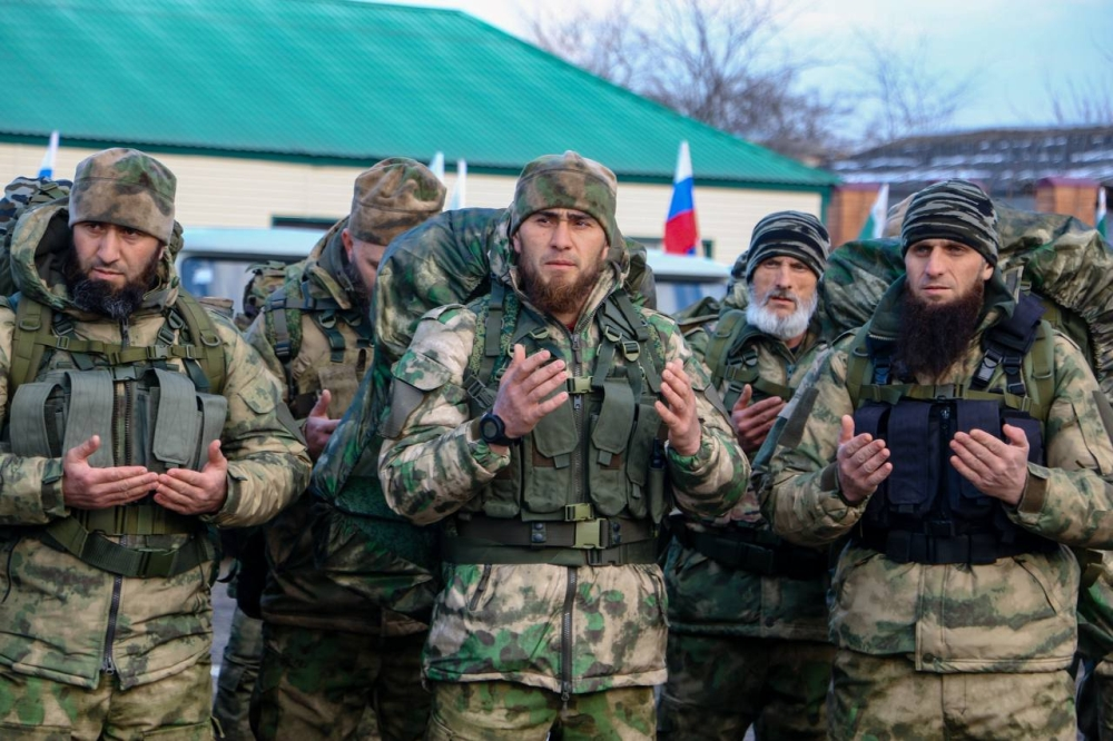 В кремле готовятся объявить вторую мобилизацию. Добровольцы на Украину из Чечни. Чеченцы добровольцы на Украину. Чеченцы военные. Добровольцы из Чечни.