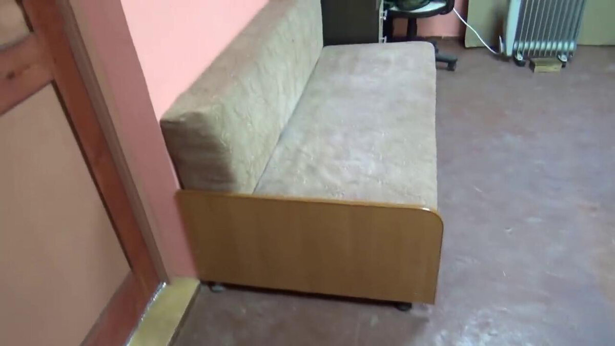 Бюджетная реставрация старого советского дивана, который отлично подойдет для гаража