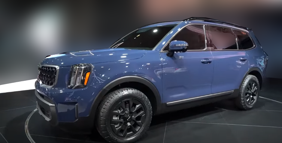 Kia Telluride 2023 года с комплектацией X-Pro.