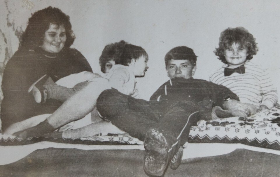     На память об отце у женщины остались всего несколько снимков.  Личный архив героя публикации