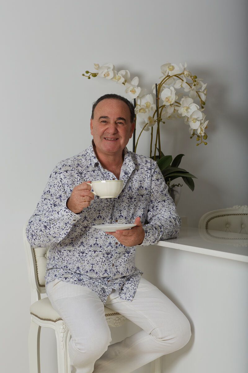 Рушель Блаво, врач-психотерапевт, главный врач медицинского центра "Versailles"