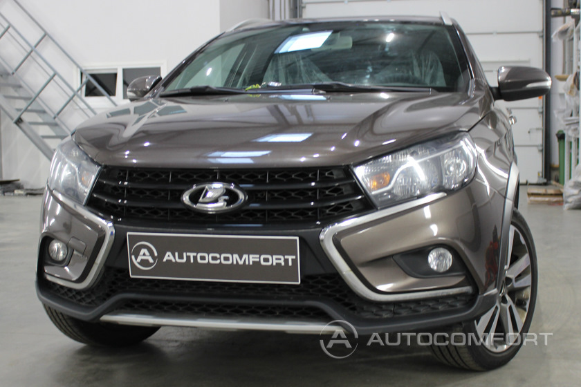 Lada Vesta Cross перед началом работ по шумоизоляции у нас в студии