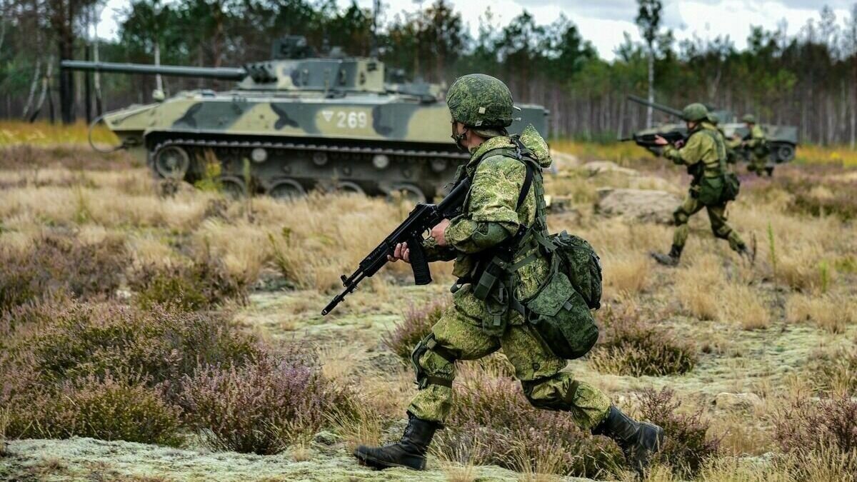     Деньги он получил только после того, как обратился к главе СКР Бастрыкину..