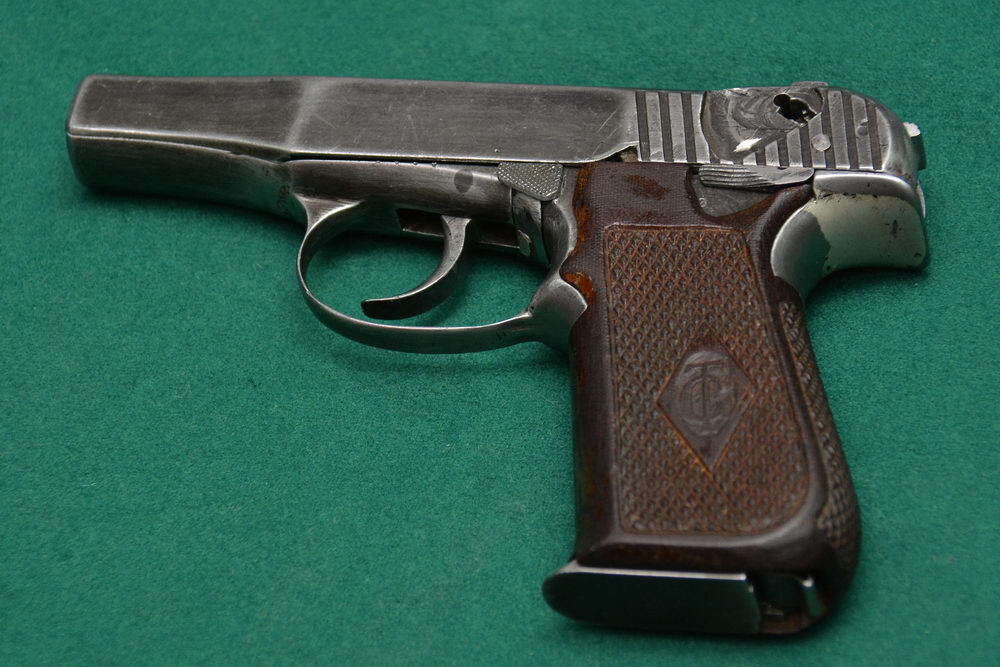 АПС (автоматический пистолет Стечкина)