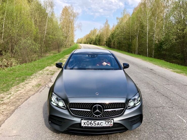     Для каких иномарок до неприличия подорожали автозапчасти в России Фото: АвтоВзгляд