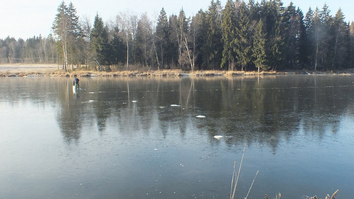 Первый лед. Фото из личного архива.