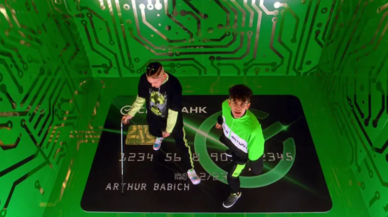 Милохин и Бабич в рекламе Сбера