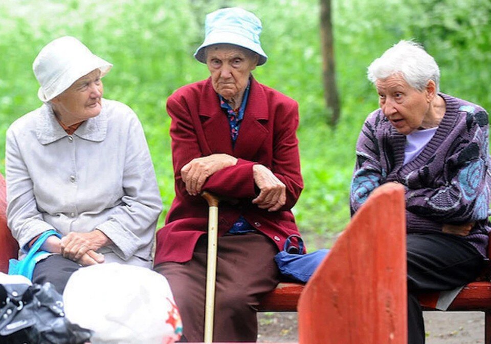     Пожилым людям помогают восстановится после ковида. Евгения ГУСЕВА