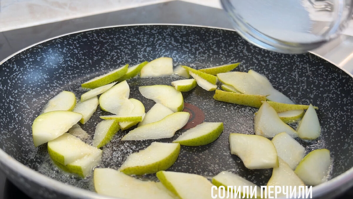 Салат с грушей и курицей. Полезный и вкусный! Что приготовить себе и мужу  на вечер! | Солили Перчили | Дзен