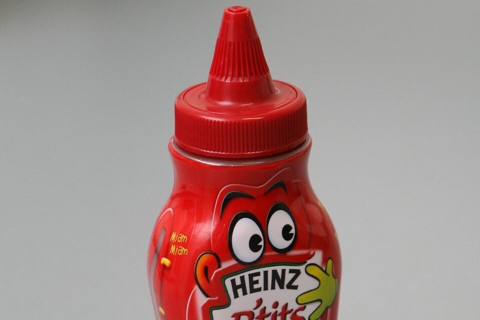     Ученые объяснили, почему кетчуп разбрызгивается из почти пустой бутылки Андрей КАРА