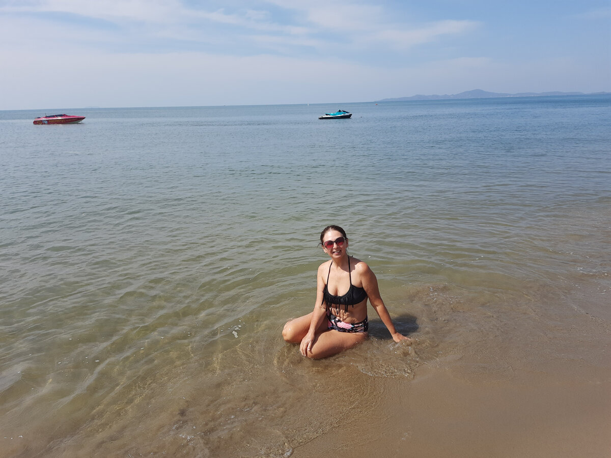 Нам ли, любящим и купающимся в Азовском море, привередничать?))