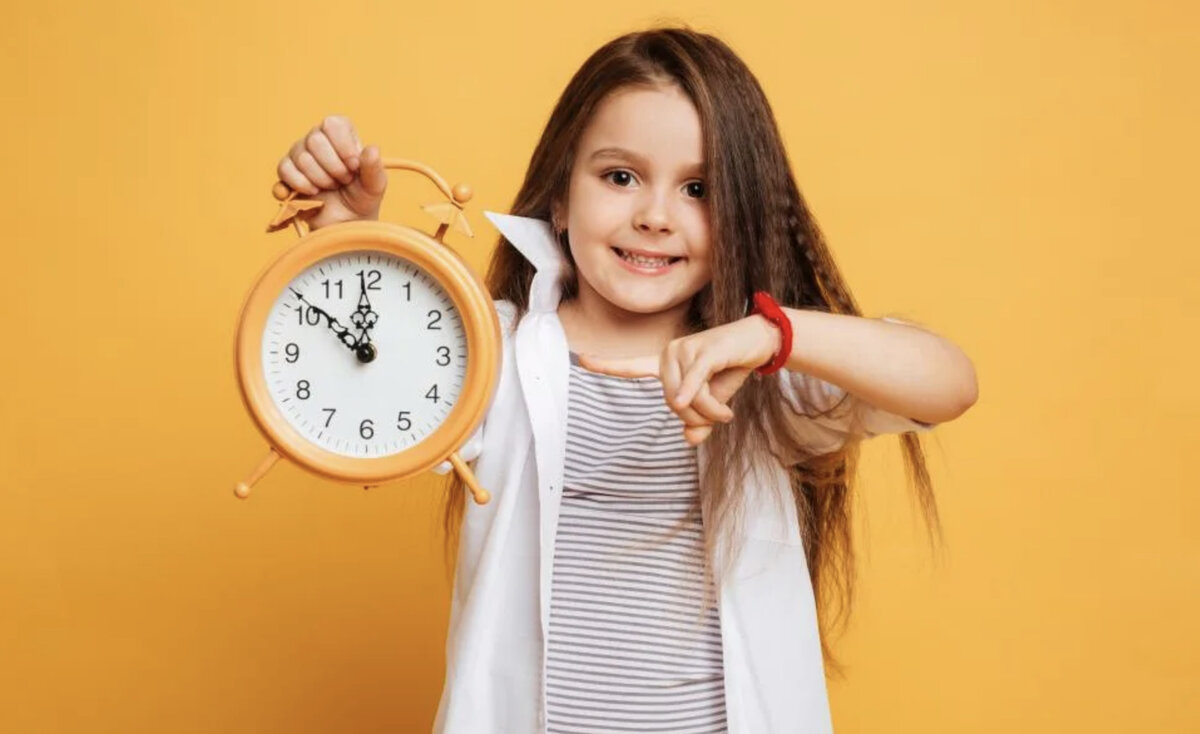 Машина времени есть у каждого из нас: то, что переносит в прошлое — воспоминания; то, что уносит в будущее — мечты.